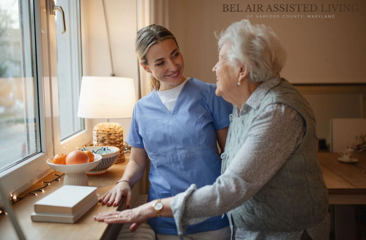 Residents participating in group activities that support emotional health within memory care facilities offering specialized care